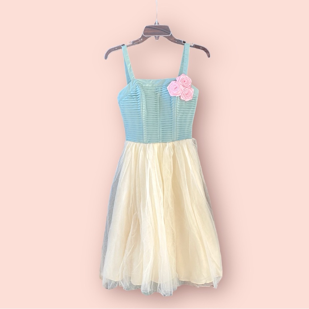 NWT Unique Vintage Sage & Ivory Tulle Swing Dress